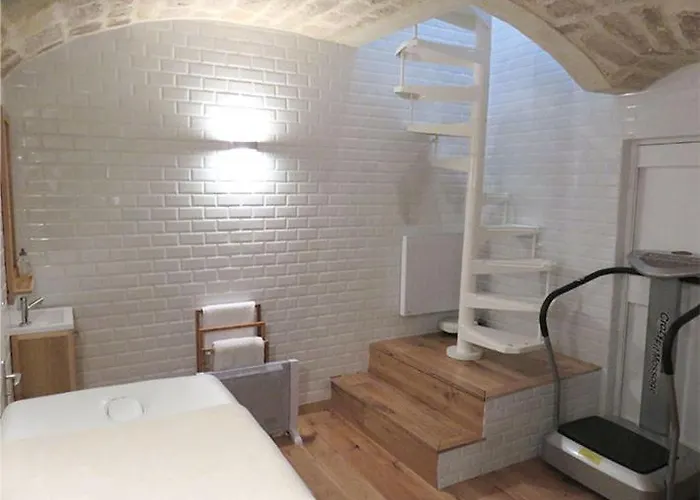 75011 Apartmán